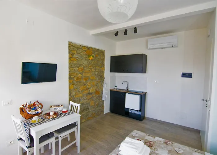 Farm stay I Tre Grappoli Corniglia